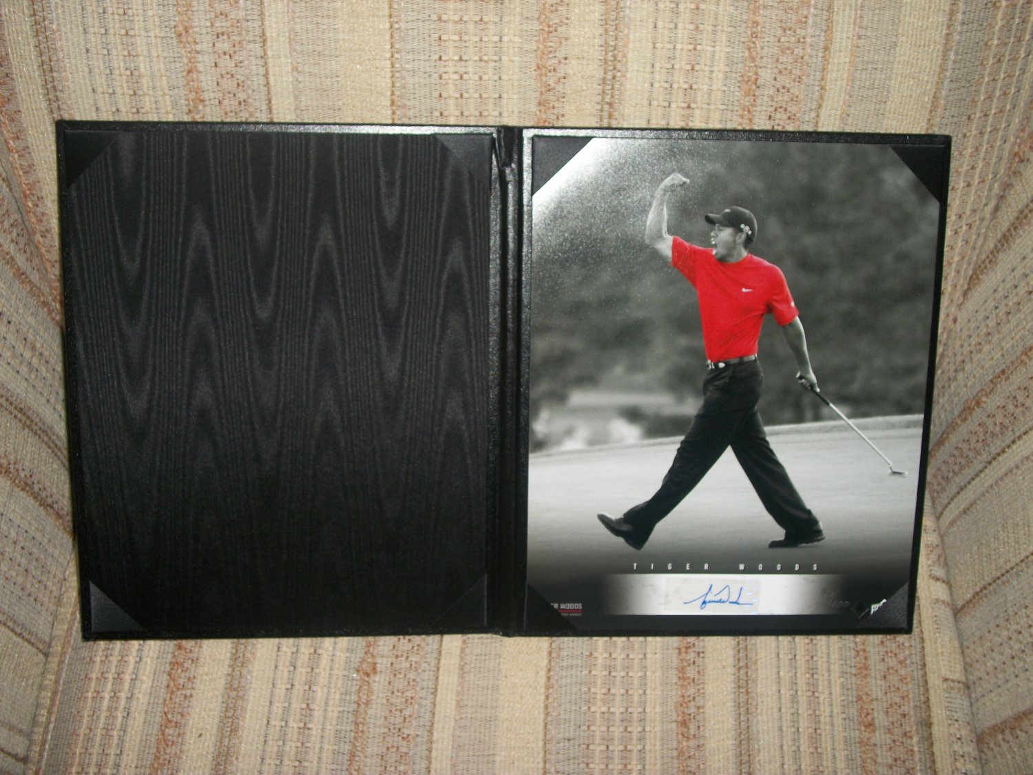 Tiger Woods LE autographed 8x10 Black/White UDA photo