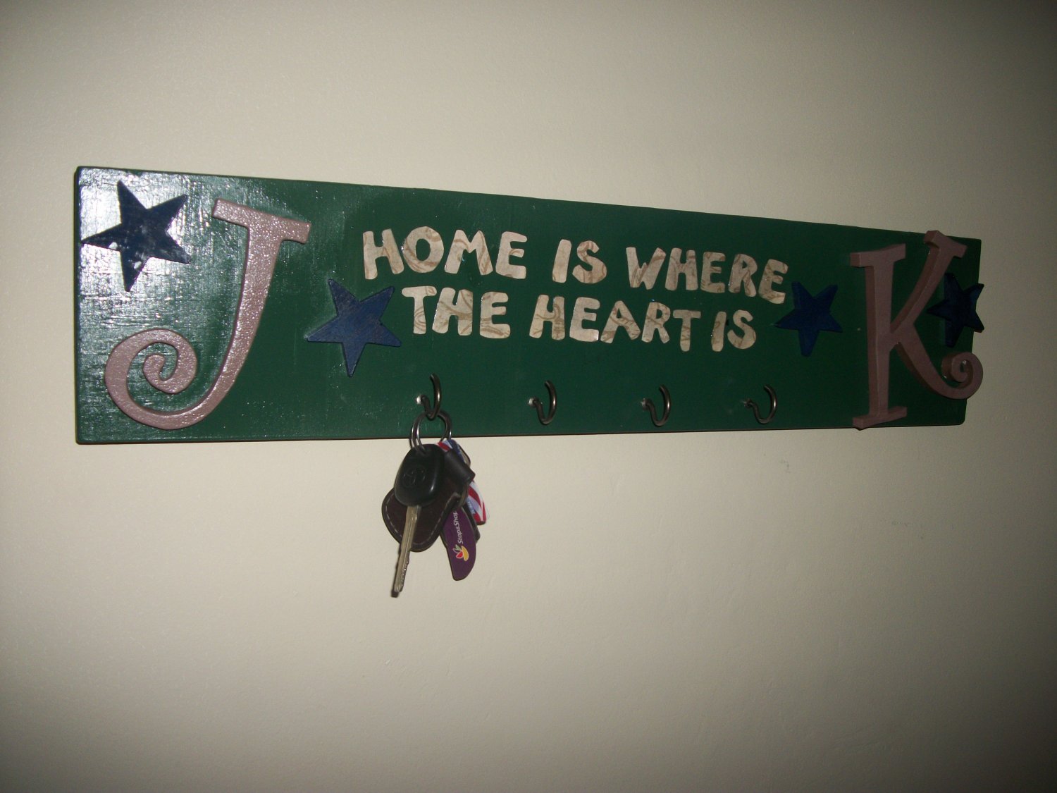 "Home is where the heart is" CAR KEYS RINGS/ECT welcome sign
