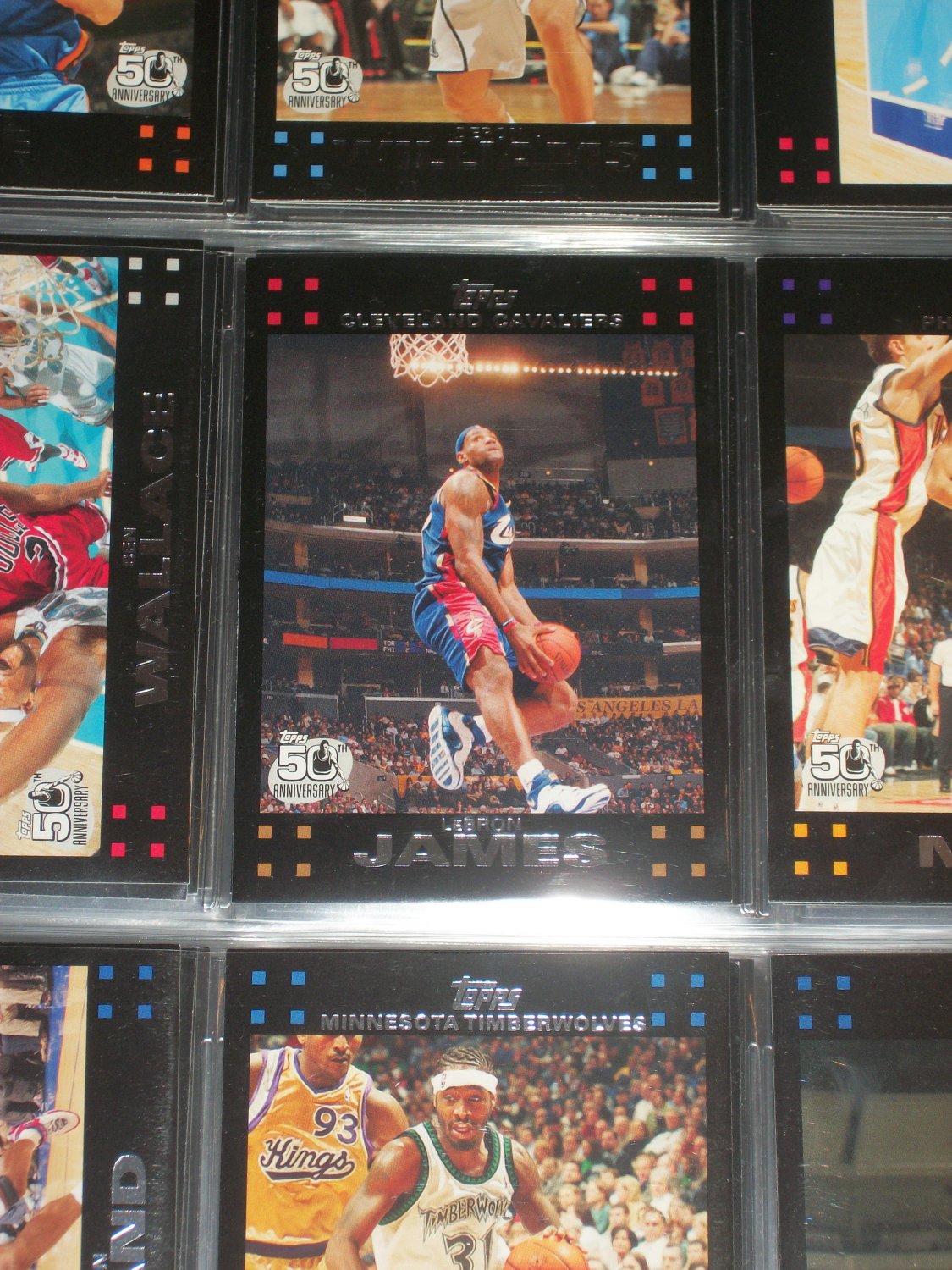 Lebron James 2007 Topps Basketball card