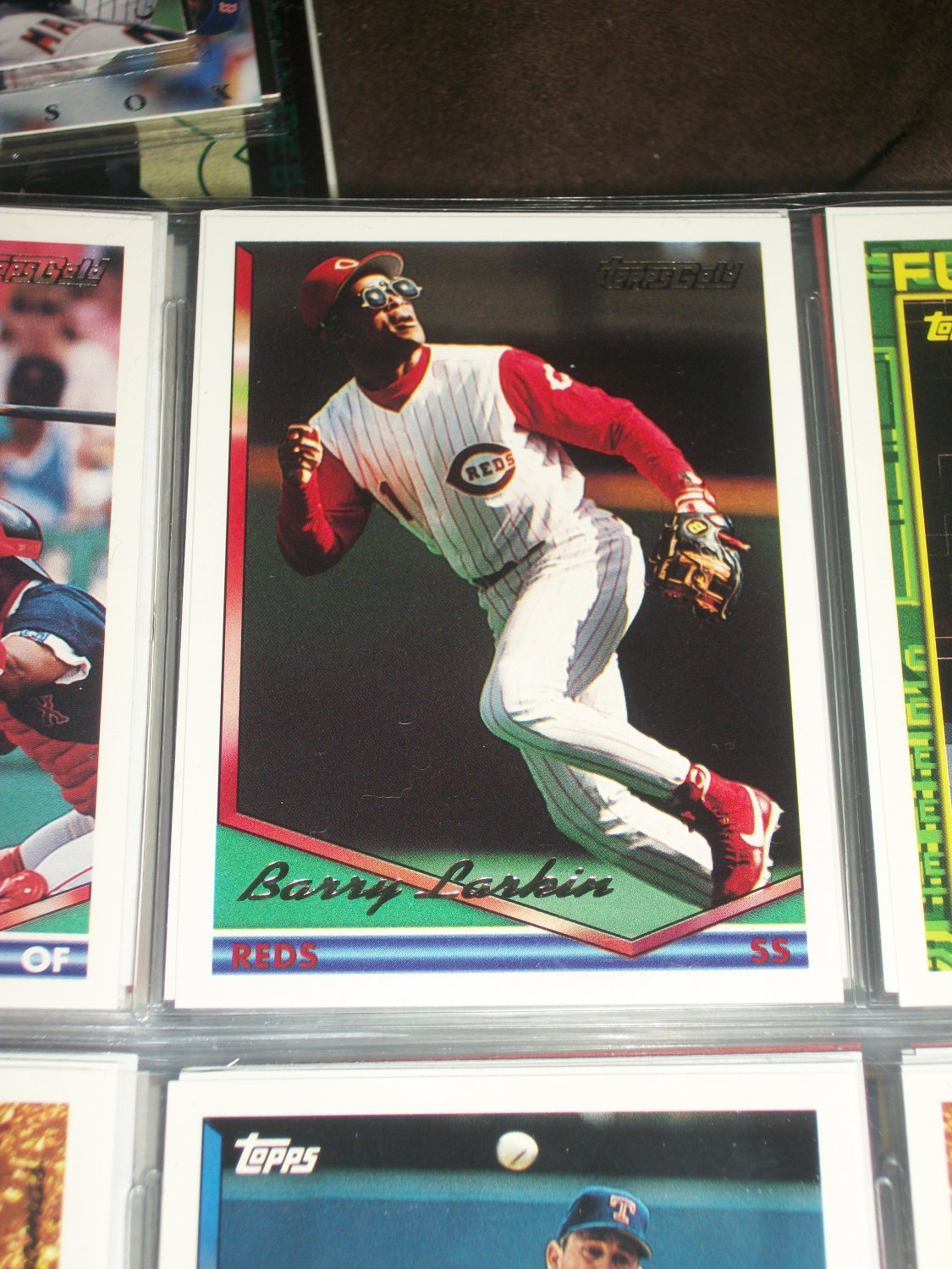 Barry Larkin 1994 Topps Baseball Card- Gold Insert