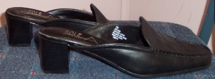 Aerosoles Black Mules Size 7M All Leather Upper 561-15 Once Is Never Enough