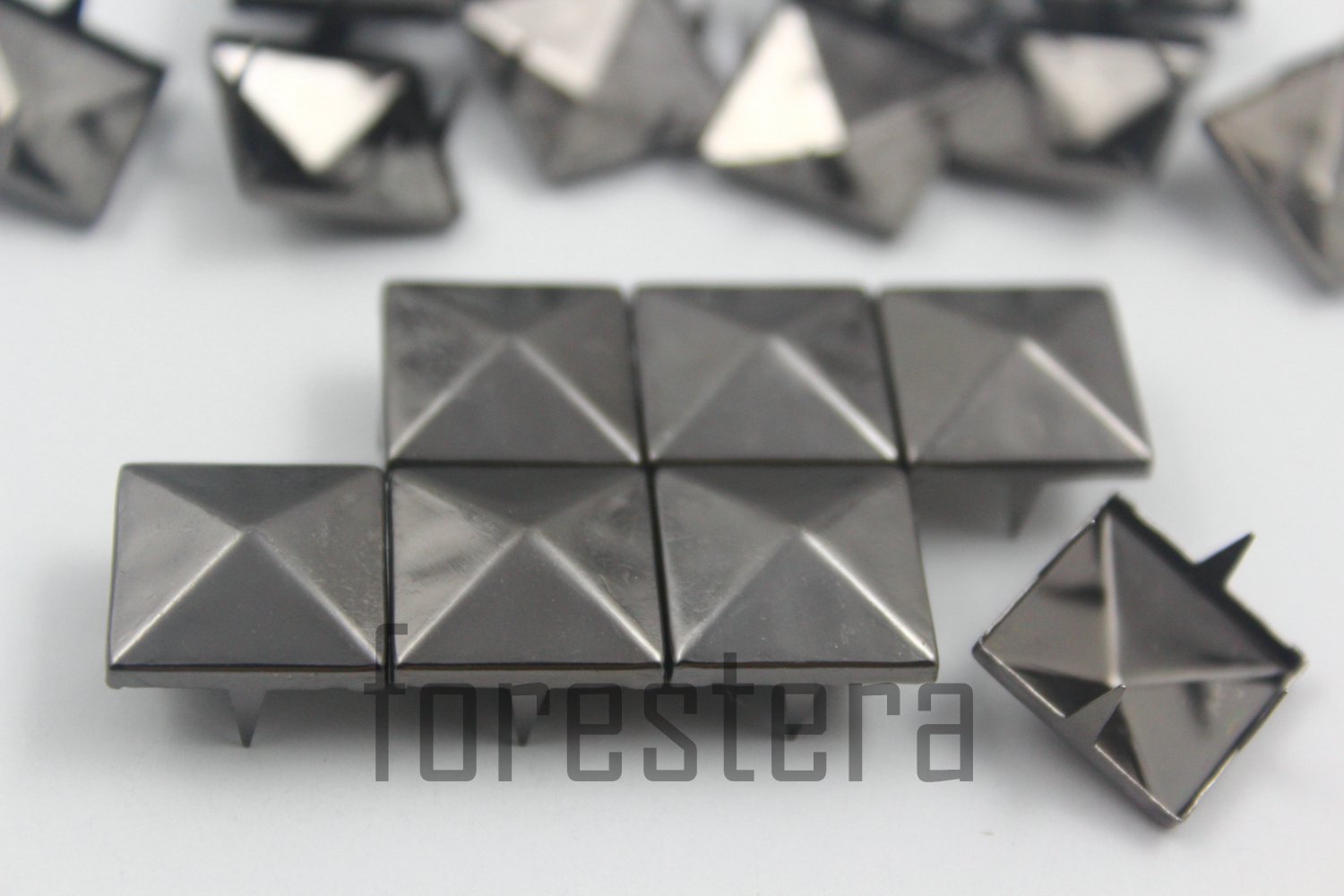 100 15mm Gunmetal Pyramid Studs DIY Studs Metal Studs Craft Studs Spike (GP15)