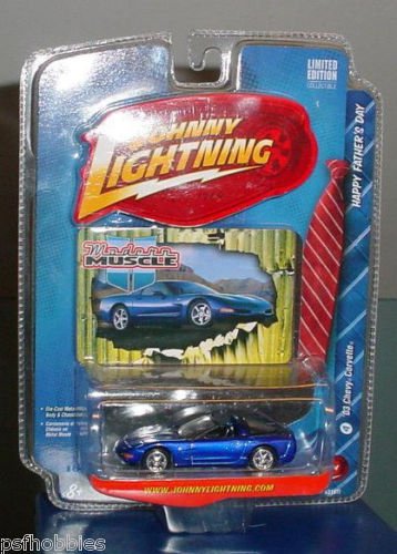 Johnny Lightning JL Fathers Day 2003 Corvette Mod Muscle Diecast Toy Car 1/64