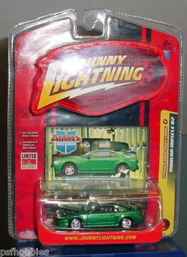 Johnny Lightning JL Modern Muscle R2 Ford 2000 Mustang Diecast Toy Car 1/64