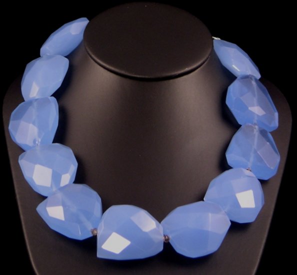 Bold (Chalcedony)