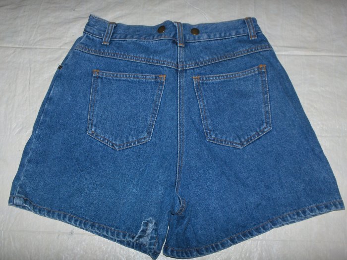 Boutique Europa denim shorts Jrs. size 10 suspenders