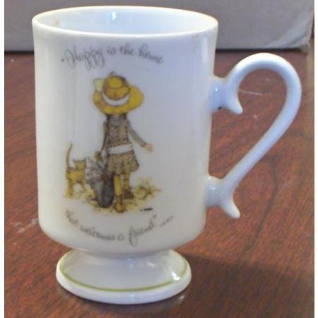 1973 Holly Hobbie pedestal mug~Happy is the Home