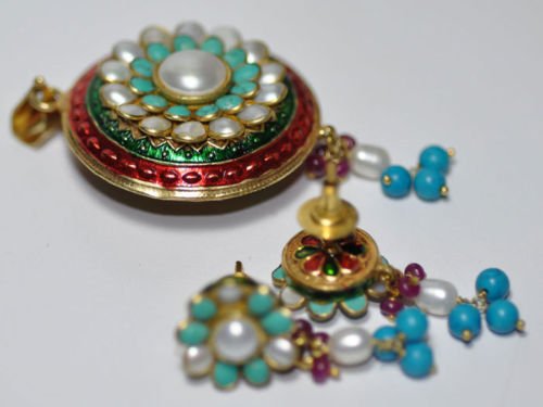 Beautiful Pearl & Turquoise Gemstone Studded Pendant
