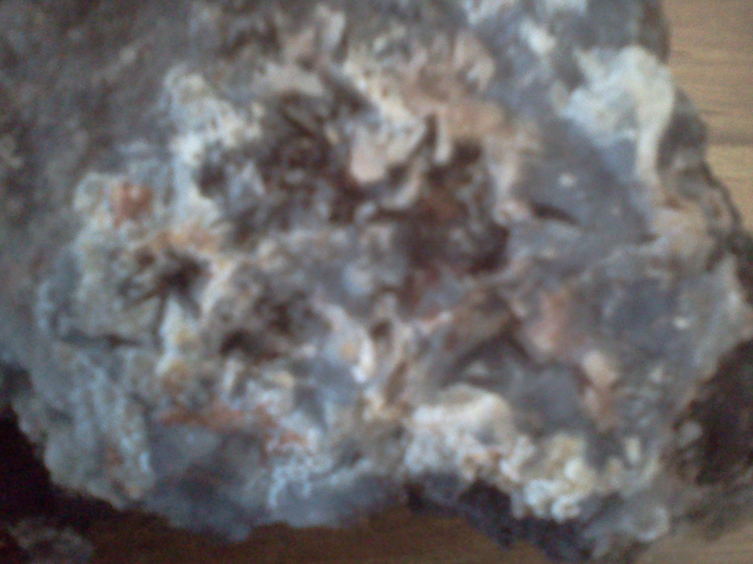 UNCUT BROWN QUARTZ