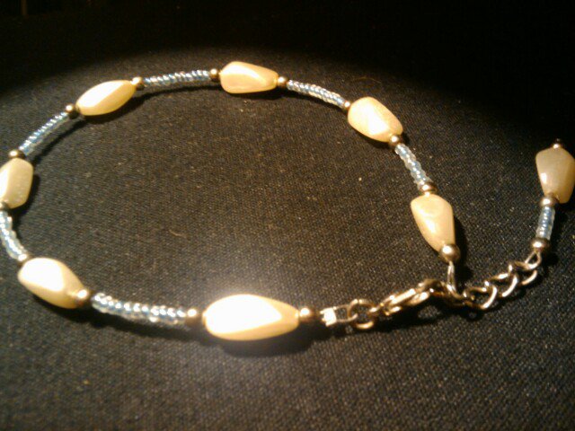 Handcrafted fashion anklet fits 10"-12" adjustable clasp
