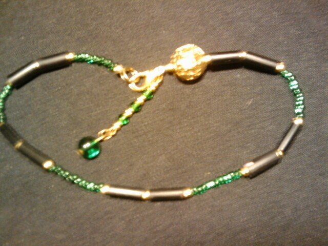 handcrafted emerald green 10" fashion anklet