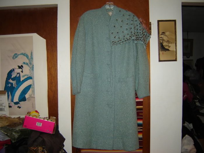 Womens Vintage Forstmann Wool Coat Beaded Head Scarf