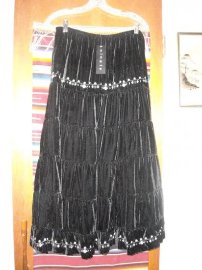Womens Black Velvet Tiered Embroidered Skirt NWT L