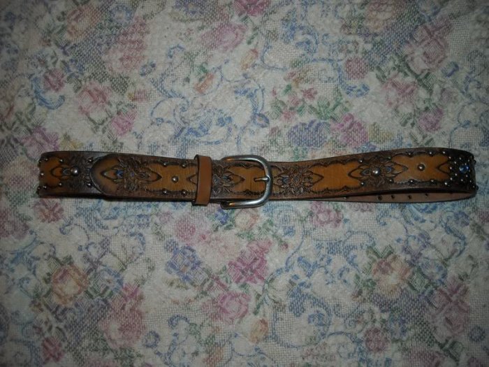American Eagle Outfitters Brown Studded Western Belt M