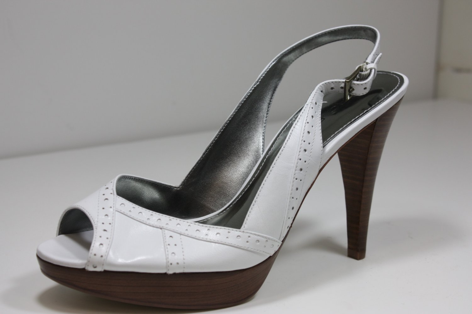 Marc Fisher Vendra Pumps White Shoes US 10 $79