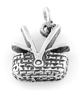 STERLING SILVER 925 FLAT PICNIC BASKET CHARM/PENDANT
