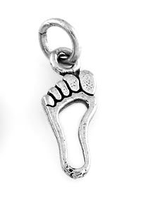 STERLING SILVER FOOTPRINT FRAME CHARM W/16" BOX CHAIN