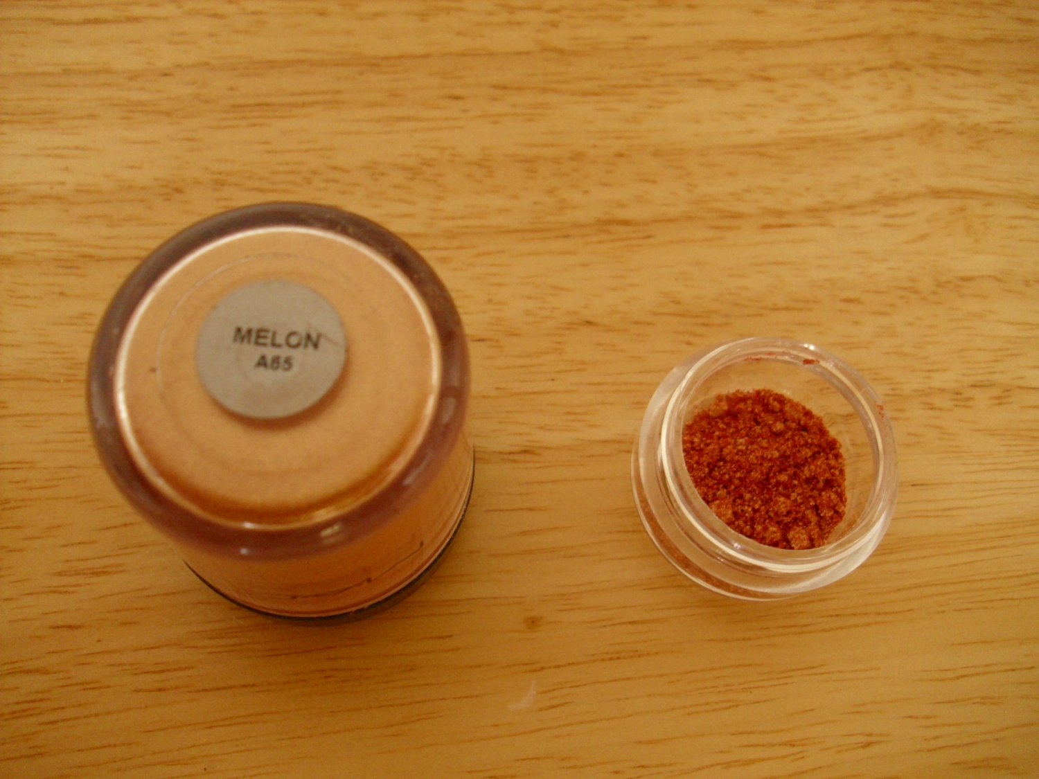 MAC Pigment Sample Melon