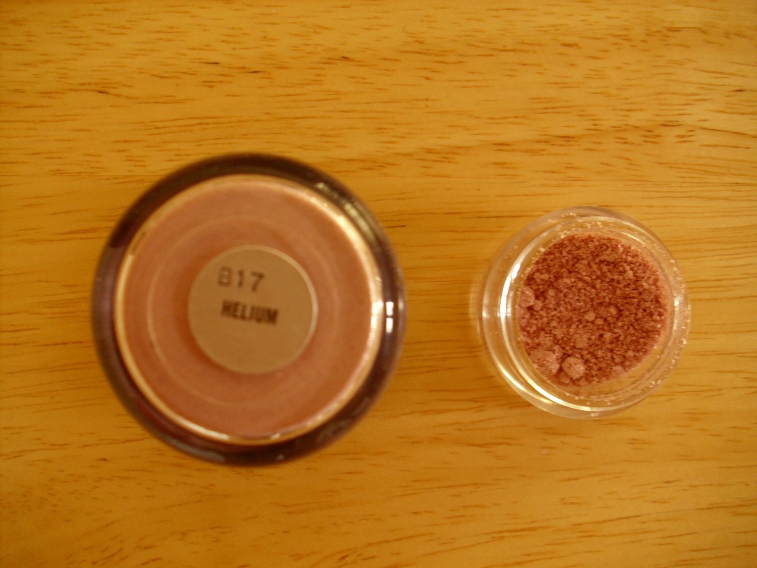MAC Pigment Sample Helium