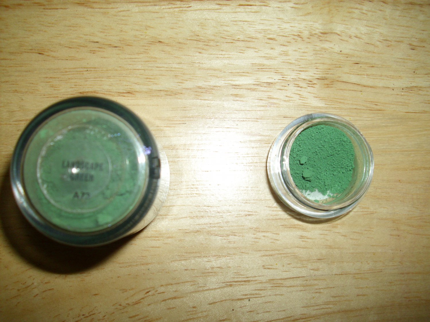 MAC Pigment Sample Landscape Green (PRO)
