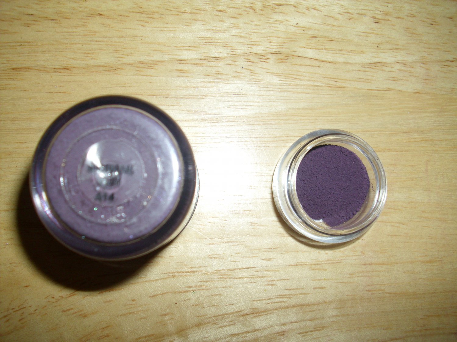 MAC Pigment Sample Nocturnal Plum