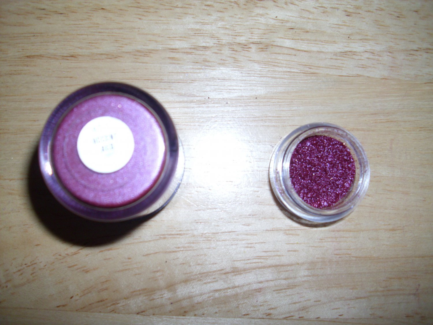 MAC Pigment Sample Accent Red