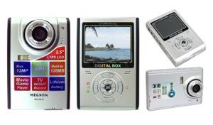 Digital Camera, 12M Pixel, 128MB Int.mem, 2.5-inch Screen