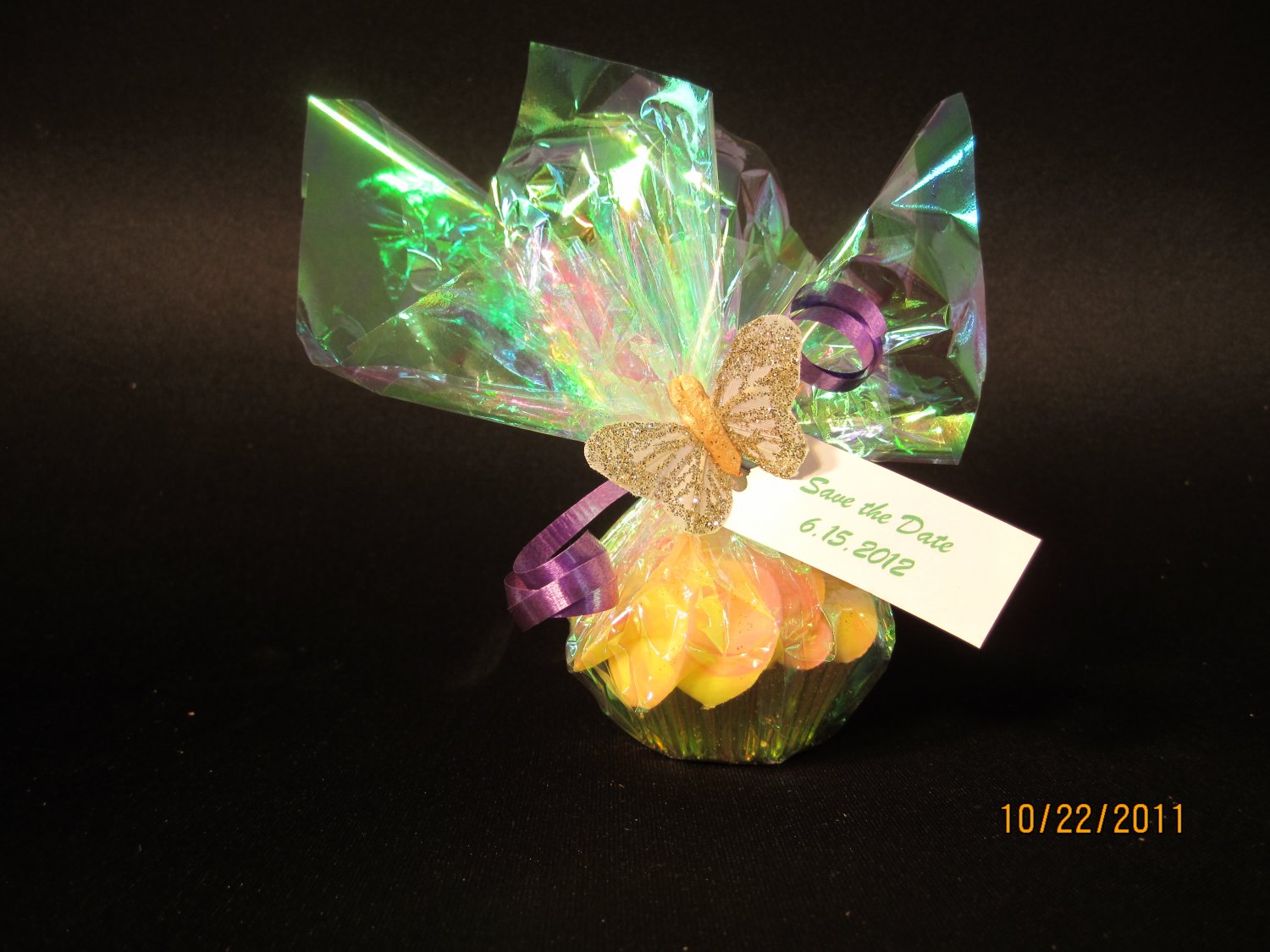 Kiki's Fizzy Cupcake Bath Bombs