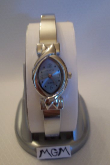 Woman watch w/blue face
