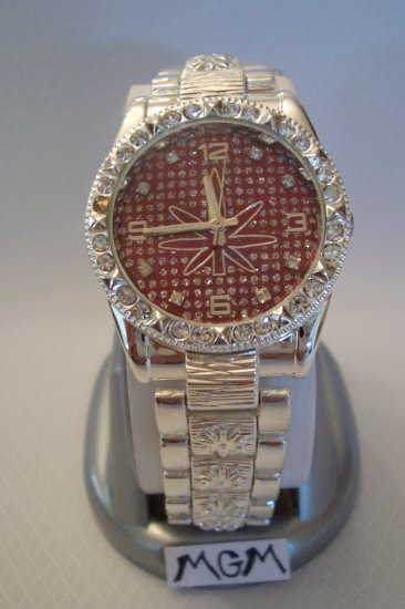 Men watch w/red face