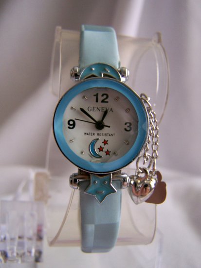 Children watch w/blue leather bracelet