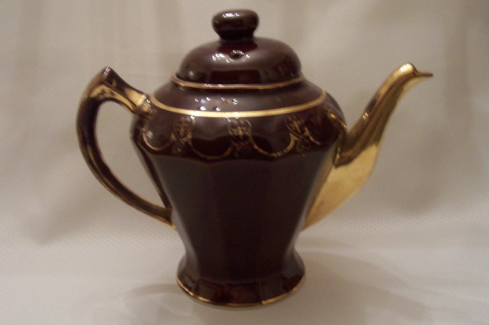 Vintage Tea Pot With 22k Gold Trim