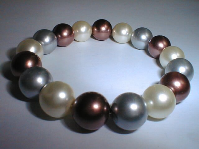 12mm seashell pearl bracelet
