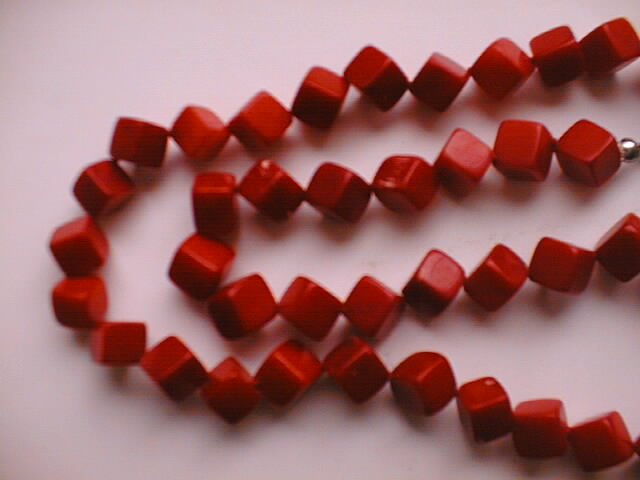 18"" square red coral beads necklace