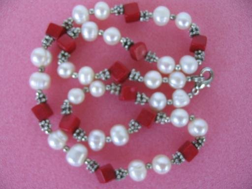 exquisite 17"" red coral/white pearl necklace