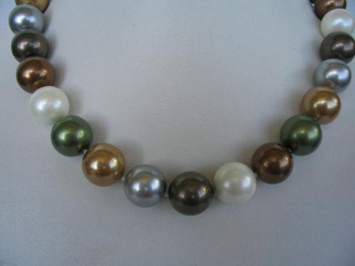 18"" 14mm Multicolor Seashell pearl necklace