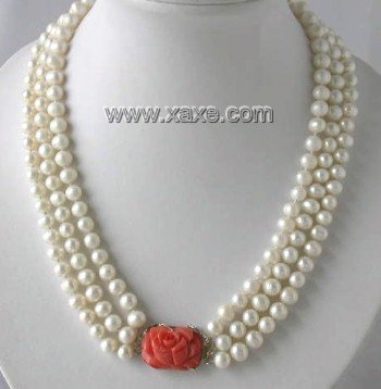 17""-19"" 3-rows 7-8mm white pearl coral clasp necklace