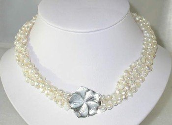 Lustrous 17"" 4-rows white pearl shell clasp