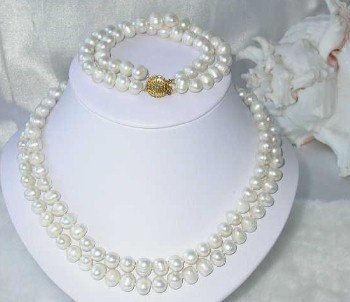17""-18"" double 8-9mm white pearl necklace set