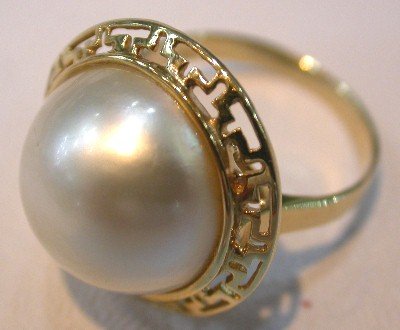 Brand New Exquisite 14K YG 18MM AAA White Mabe Pearl ring