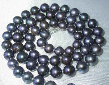17"" lustrous 7-8mm black pearl necklace