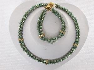 Beautiful! 15""-16"" 2rows green rice FW Pearl set
