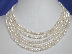 Beautiful! 14.5""-18.5"" 5rows 4-4.5mm white FW pearl necklace