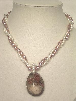 Beautiful! 16"" 2Rows white and pink FW pearl necklace