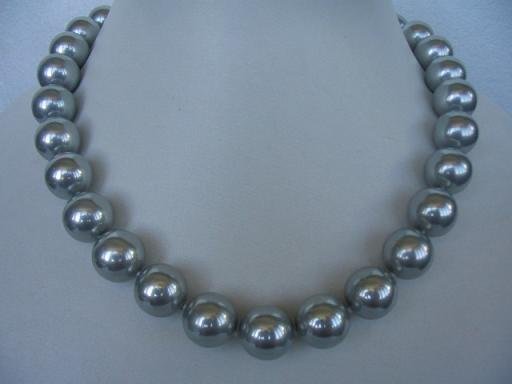 18"" 14mm gray seashell pearl necklace