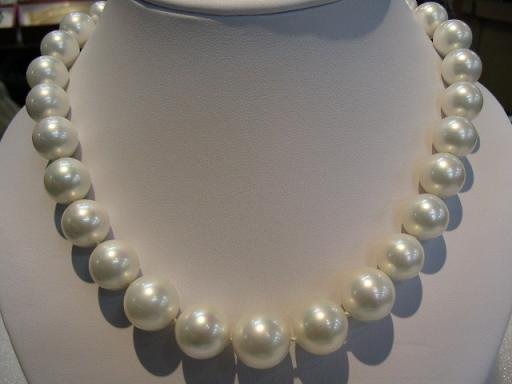 18.5"" 12.5-16.5mm pagoda design white Seashell pearl ne