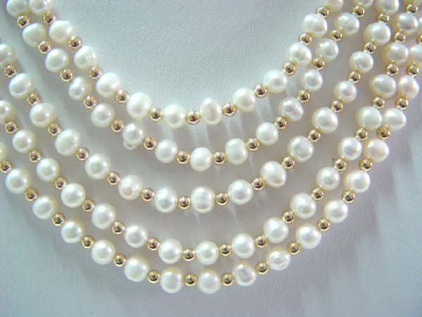 17""-21"" five rows white pearl necklace