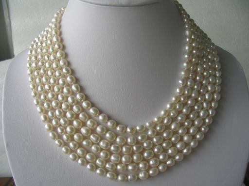 116"" super lustrous white FW pearl necklace