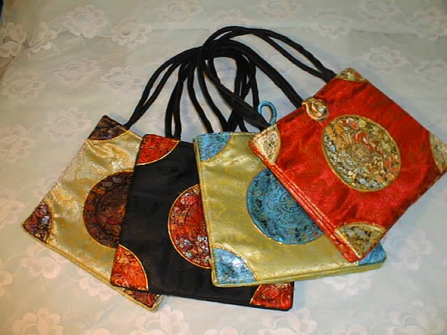 Chinese silk embroider handbag