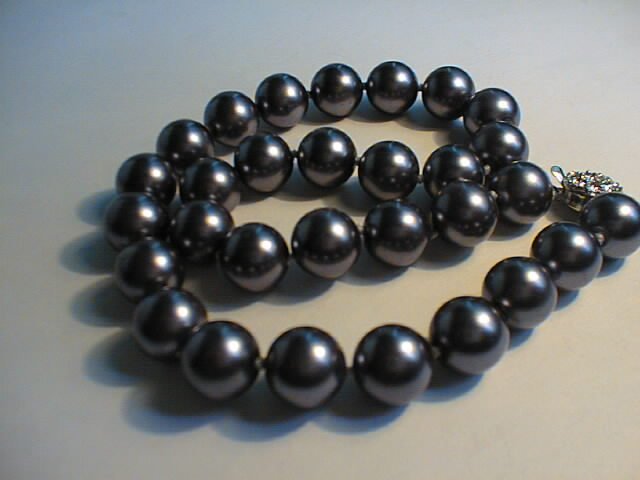 12mm dark grey seashell pearl necklace